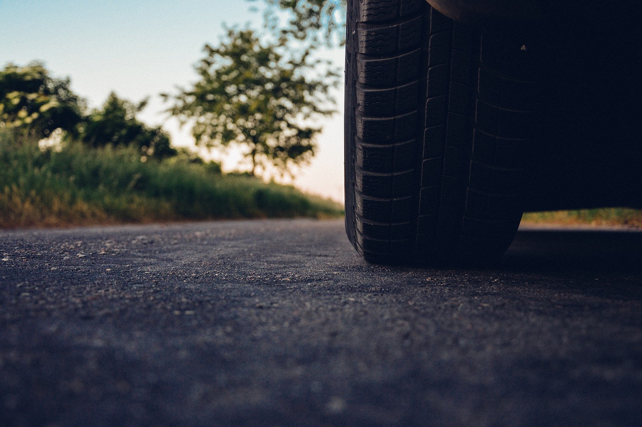 Mit dem Auto zur Klangwelle